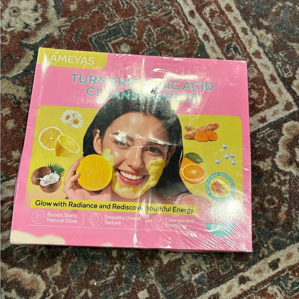 Ameyas Turmeric & Lactic Acid Cleanser - 100 pads